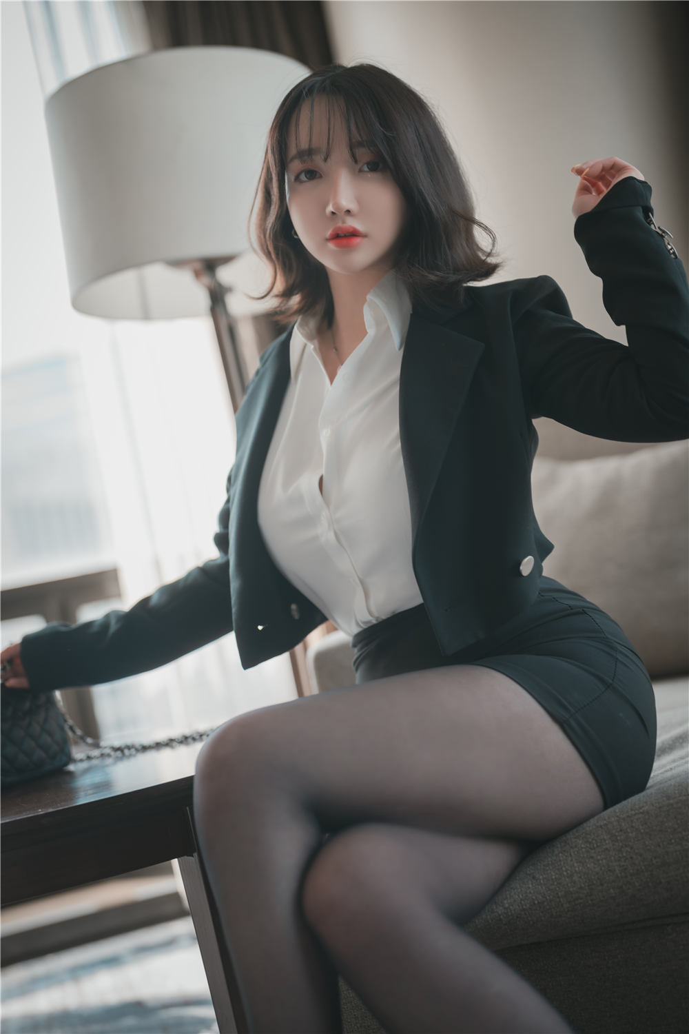 【Son Ye-Eun (손예은) 孫樂樂】- 写真套图作品资源合集打包下载-格格图